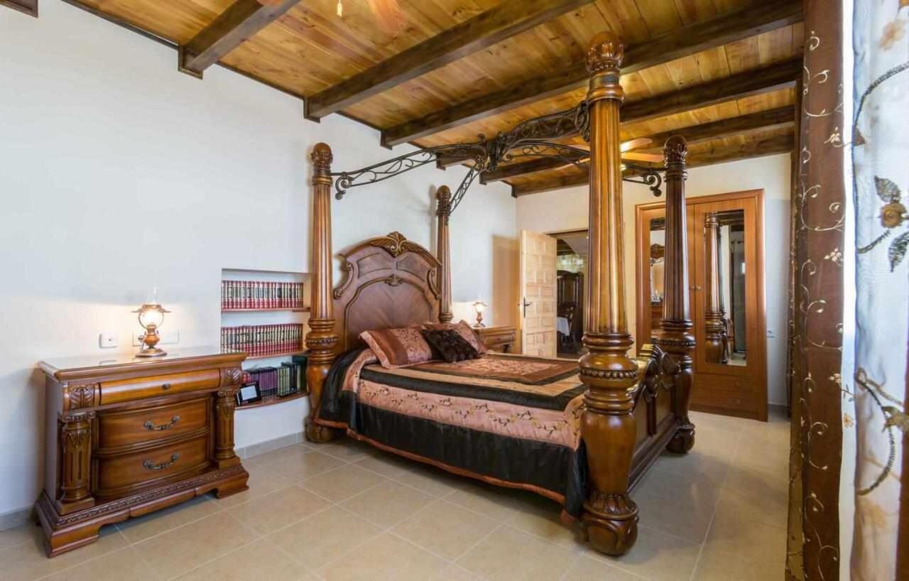Casa Rural La Del Alba Seria Argamasilla de Alba Екстериор снимка
