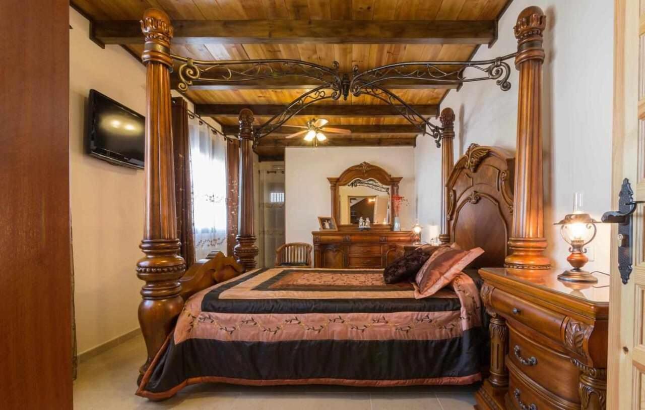 Casa Rural La Del Alba Seria Argamasilla de Alba Екстериор снимка